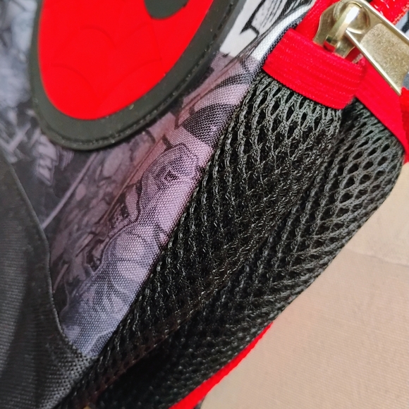 SPIDERMAN BACKPACK - Picture 5 of 7